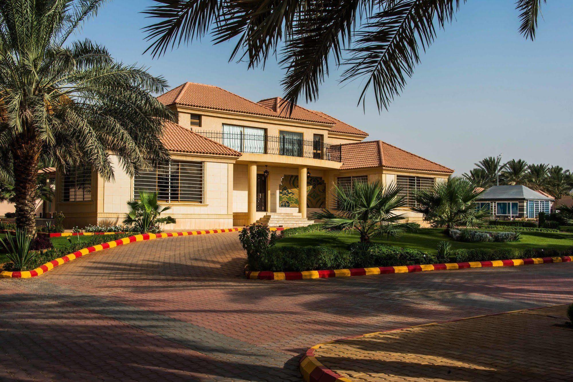 Boudl Al Nakheel Hotel Unaizah Exterior photo